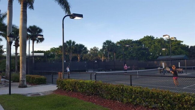 Building Photo - 8207 NW 128th Ln