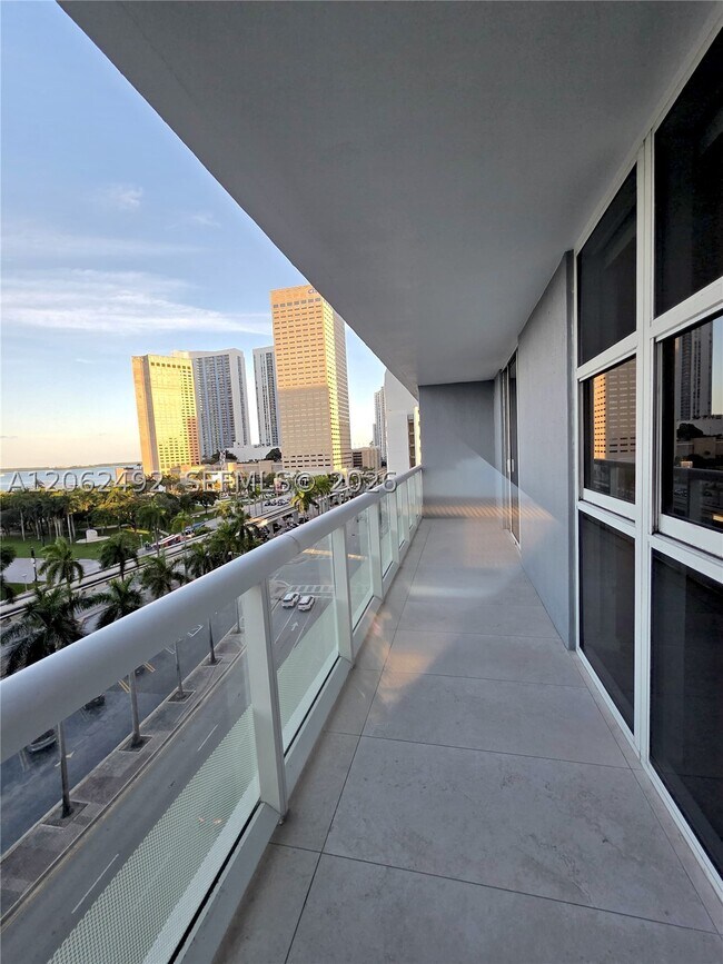 Building Photo - 50 Biscayne Blvd