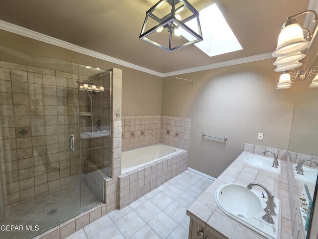 Building Photo - 230 Casas Bella Ln