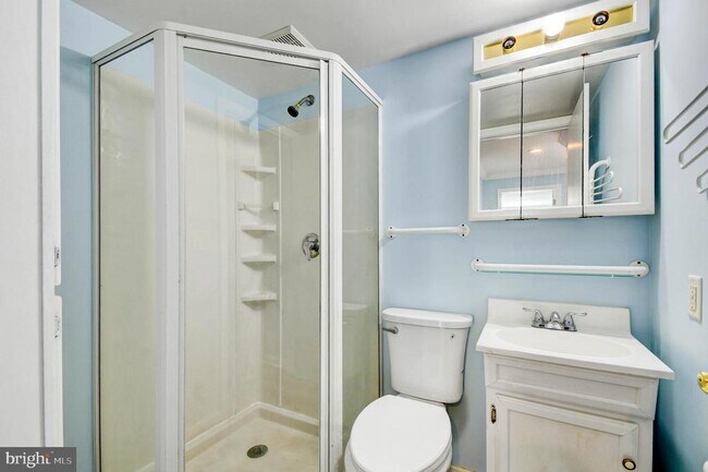 Building Photo - 4472 Ruggles Ct