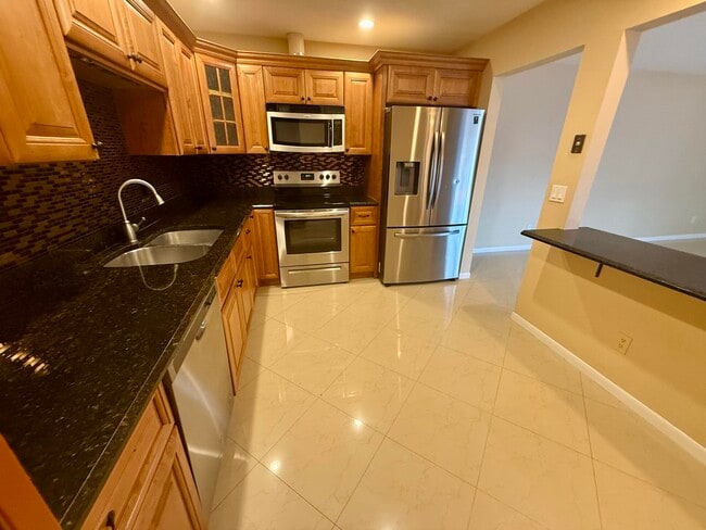 Building Photo - 105 Harvest Moon Ct