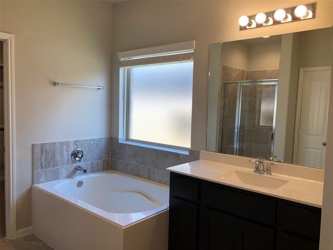 Building Photo - 28723 Yulee Mill Dr