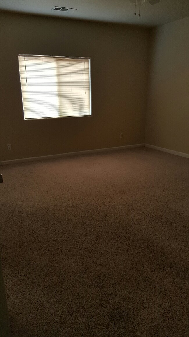 Bedroom - Tuolumne/Yosemite Duplex