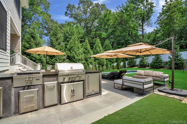 Building Photo - 65 Myrtle Blvd