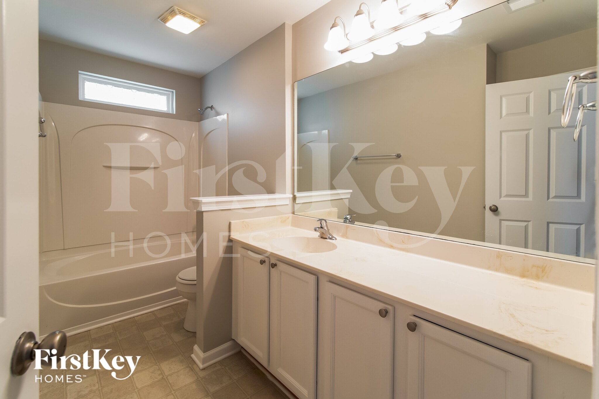 Building Photo - 113 Summer View Rd