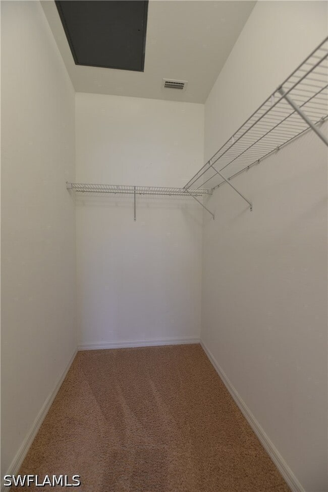 Building Photo - 8560 Evernia Ct