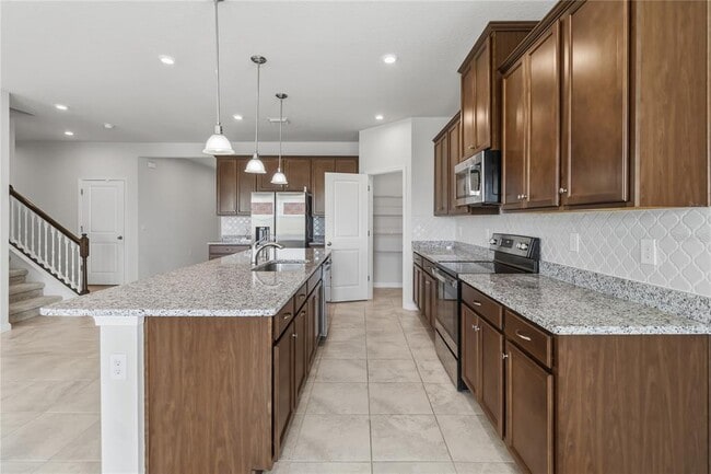 Building Photo - 5581 Vigo Lp