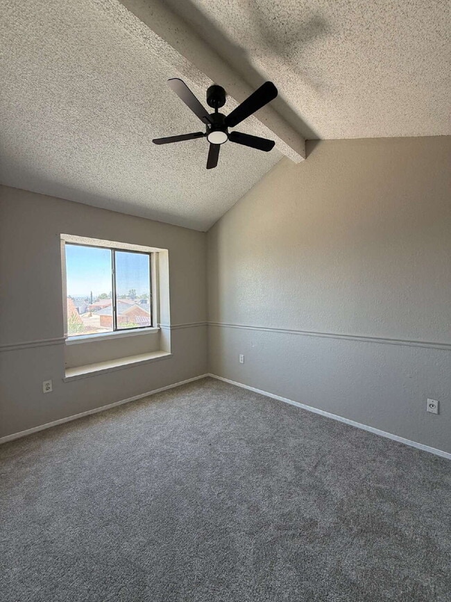 Building Photo - 11708 Sierra Azul Dr