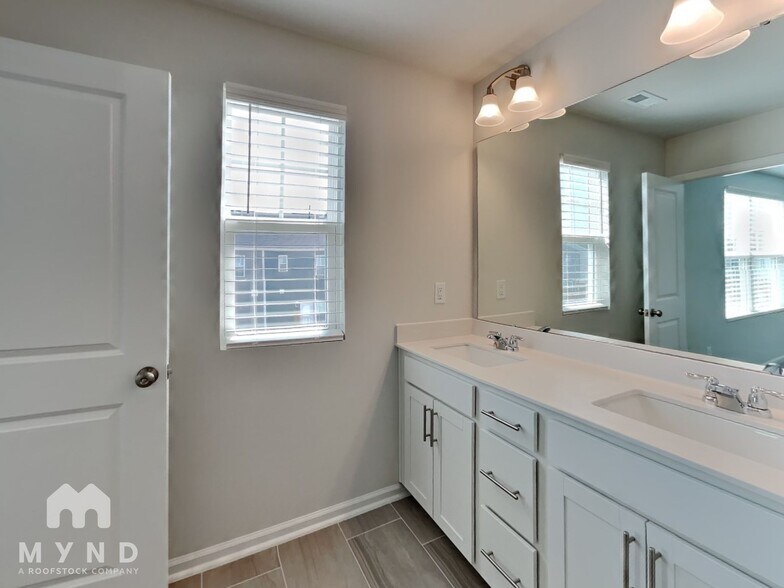 Building Photo - 109 Nahunta Dr