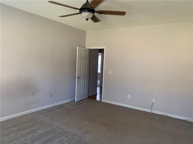 Building Photo - 333 GA-11