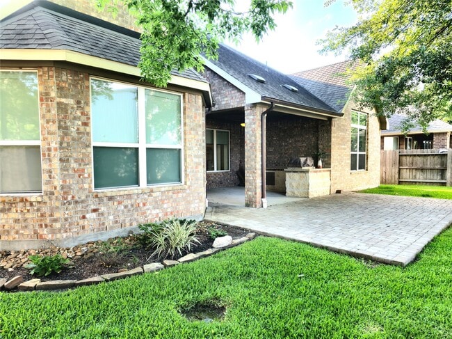 Building Photo - 22106 Flashing Ridge Dr