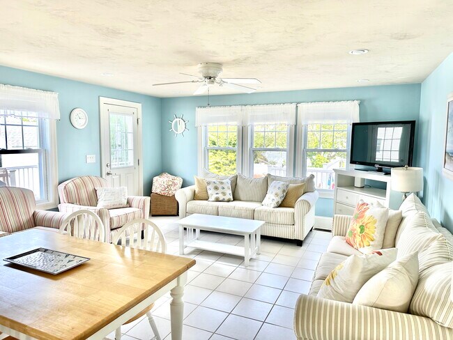 Building Photo - 296 Ocean Blvd