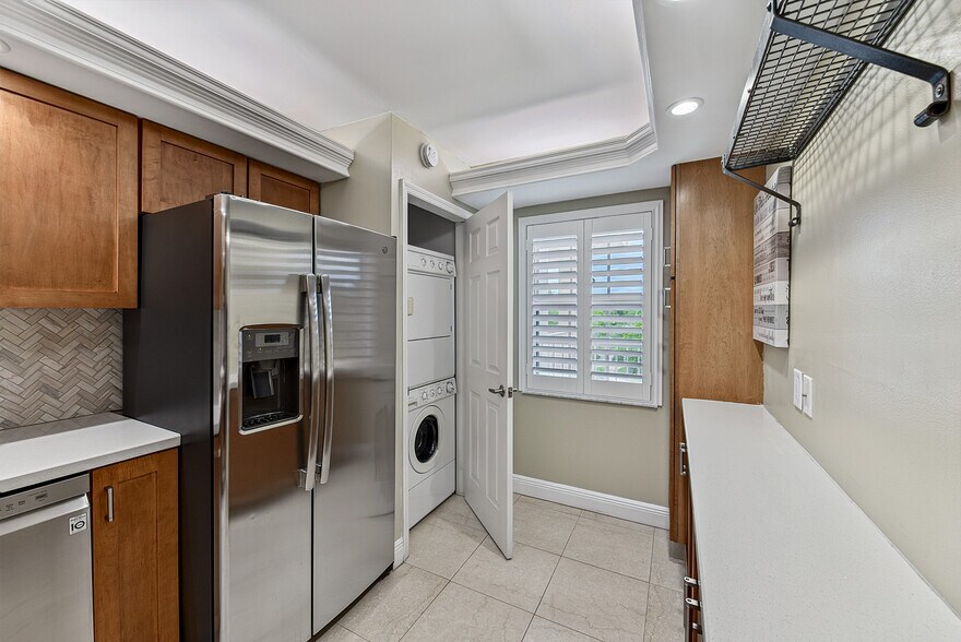 Building Photo - 4000 Cypress Grove Way