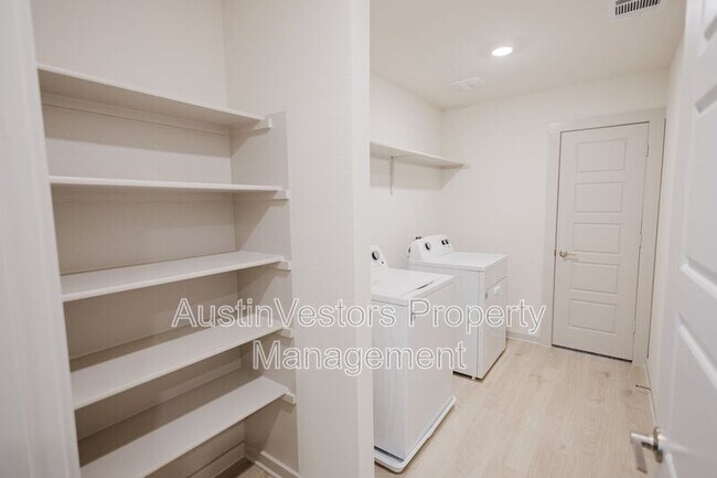 Building Photo - 413 Millbrook Blvd