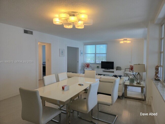 Building Photo - 3600 Galt Ocean Dr