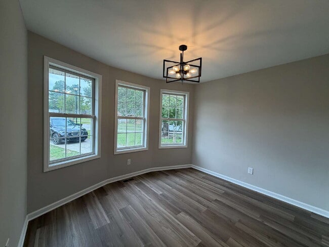 Building Photo - 157 Yardley Farms Ct