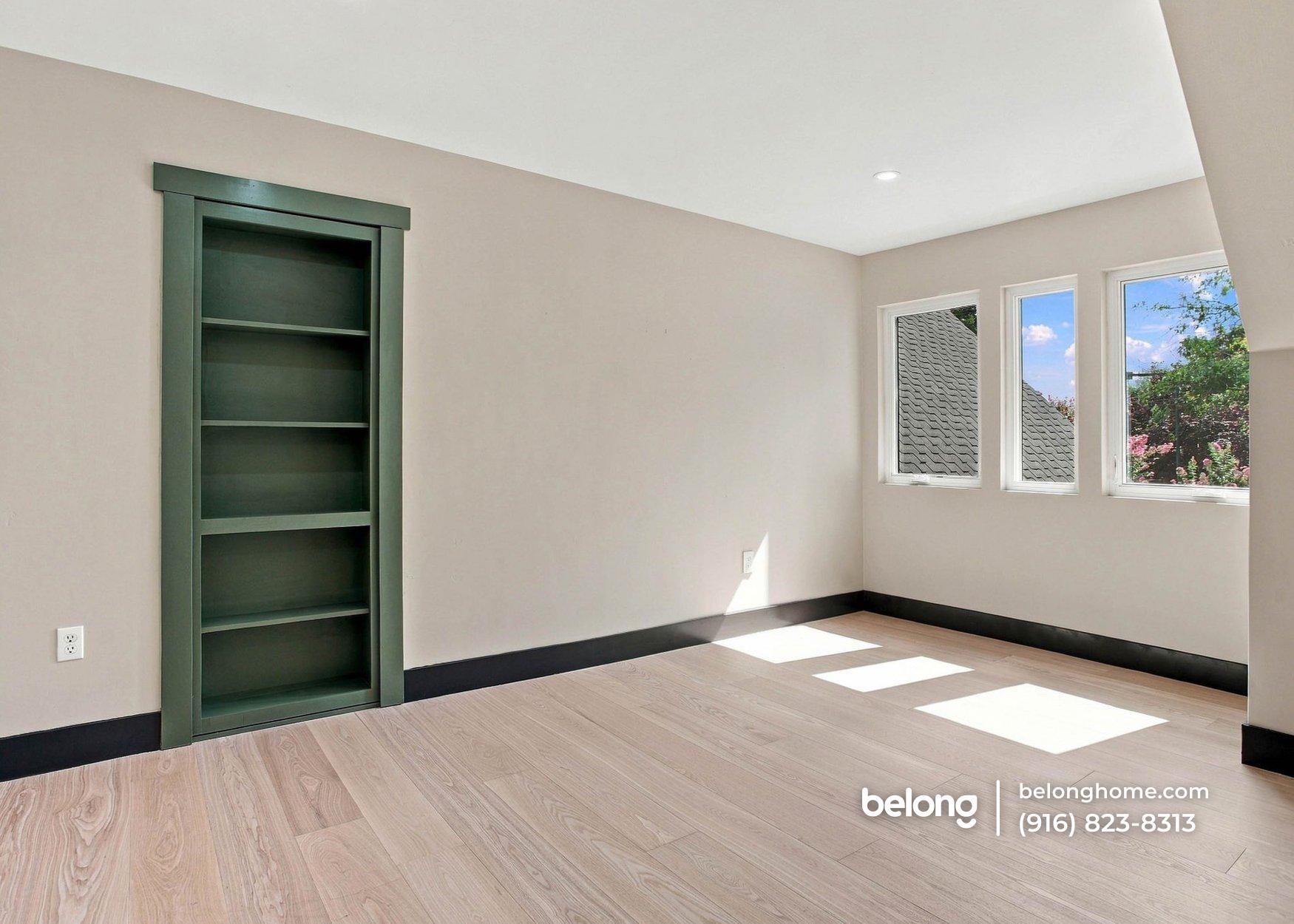 Building Photo - 9815 Mira Del Rio Dr