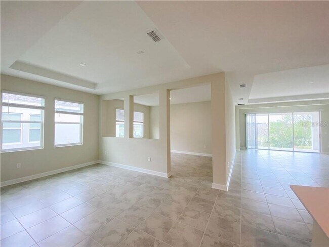 Building Photo - Gorgeous brand new house 4 bedrooms 3.5 bathrooms lake view