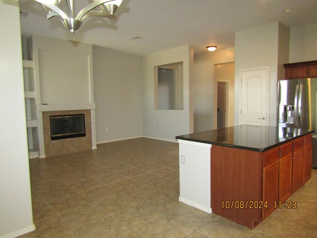 Building Photo - ** Move In Special $1,000.00 off first mon...