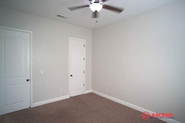 Building Photo - Breathtaking Home Off Calloway and Snow Rd!