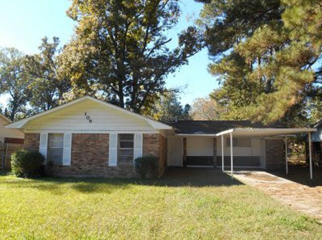 Primary Photo - 105 Garden Ln