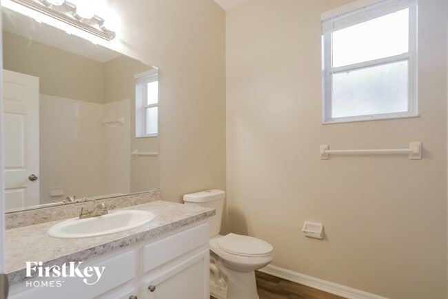 Building Photo - 541 Boxwood Pl