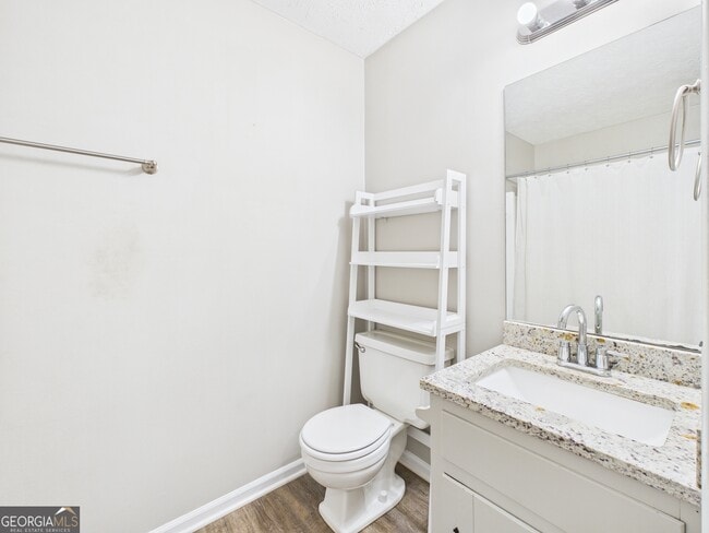 Building Photo - 1030 Elder Heights Dr