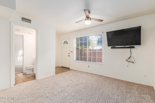 Building Photo - 625 S Westwood