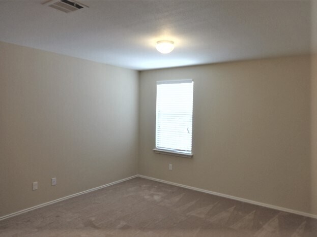 Building Photo - 13329 High Sierra St