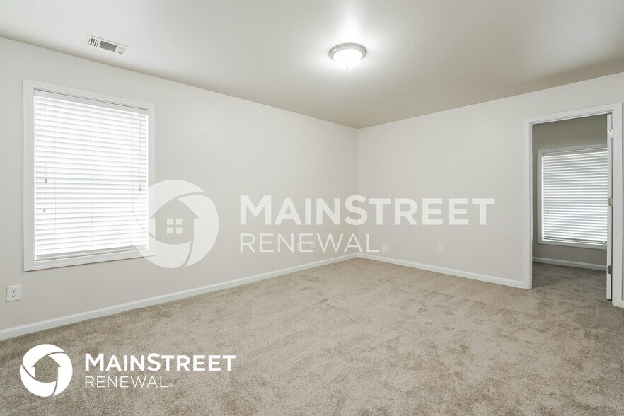 Building Photo - 3111 Leatherleaf Tr