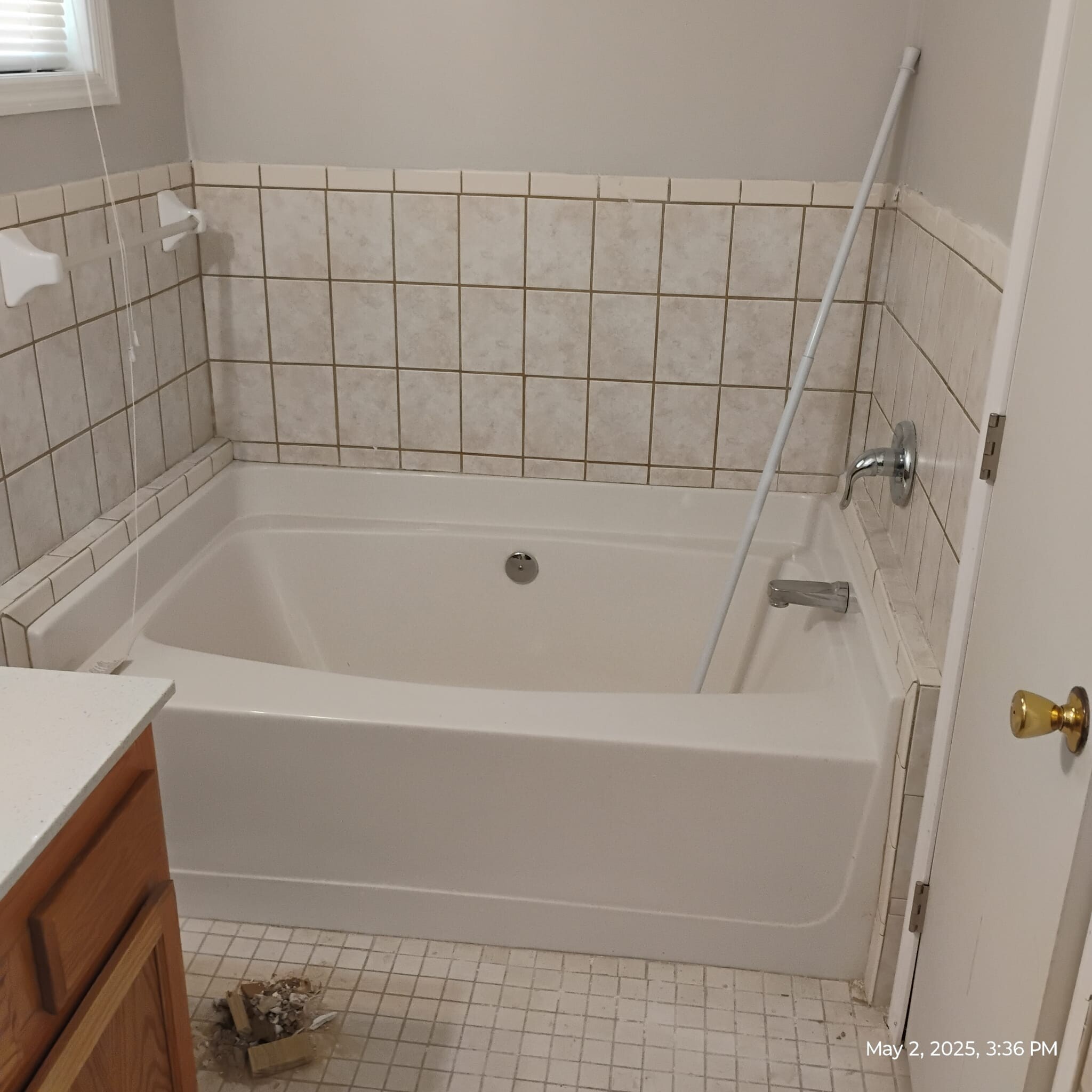 Master bathroom - 3725 Collier Dr NW