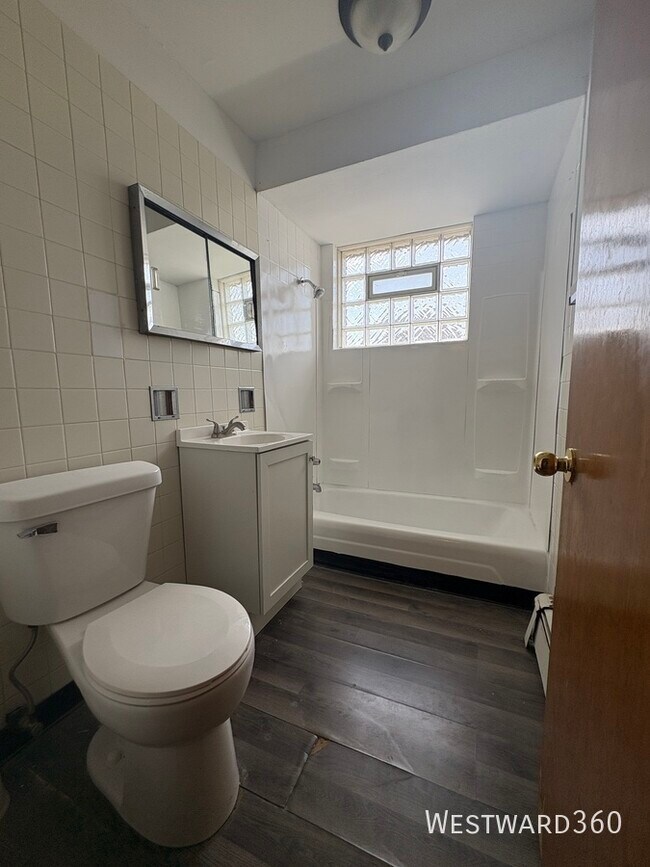 Building Photo - 1133 W 127th Pl