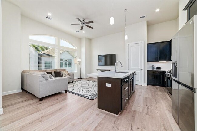 Building Photo - 148 Knightsbridge Park Ln