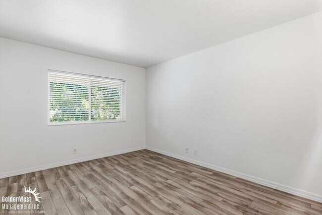 Building Photo - Modern 2Bdm 2Ba Condo in Phoenix Midtown with Pool Views