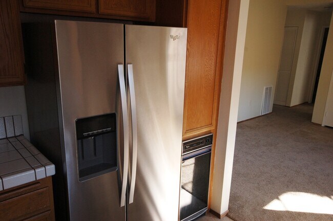 Building Photo - Charming Carlsbad Condo available