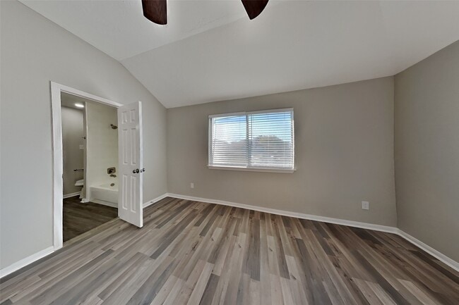 Building Photo - 4631 Daisy Meadow Dr