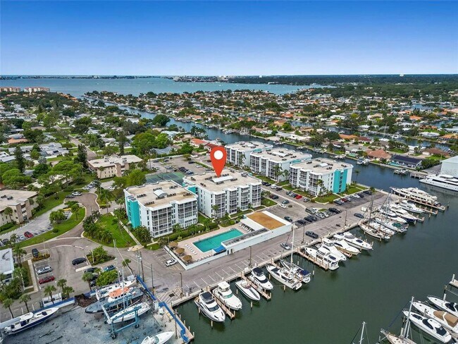 Building Photo - 4908 38th Way S