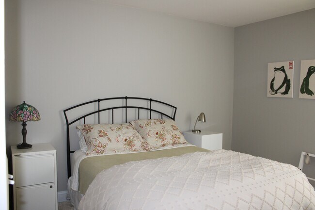 Building Photo - 7217 Rex Rd