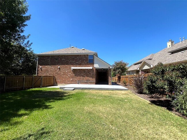 Building Photo - 3004 Edgecreek Pl