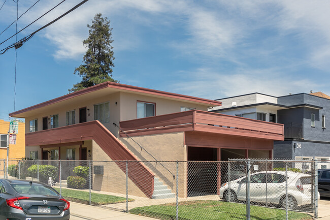 Building and carport - 3800 Shafter Ave