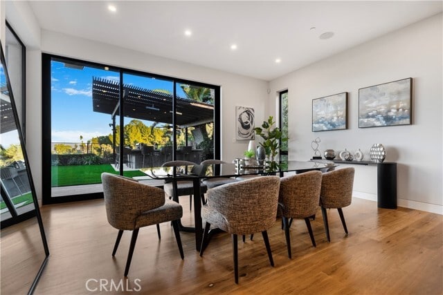 Building Photo - 18296 Karen Dr