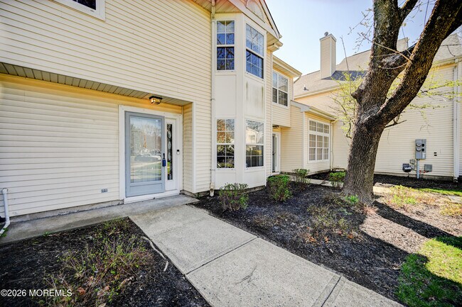 Building Photo - 214 Paddington Ct