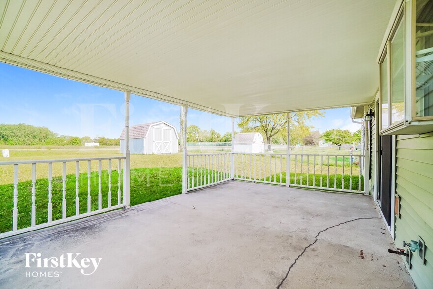 Building Photo - 6266 Glencairn Cir