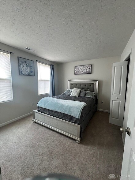 Building Photo - 2652 Kingman Dr