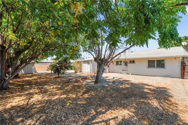 Building Photo - 29921 Thornhill Dr