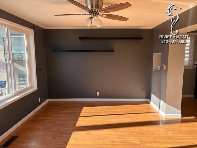 Building Photo - 367