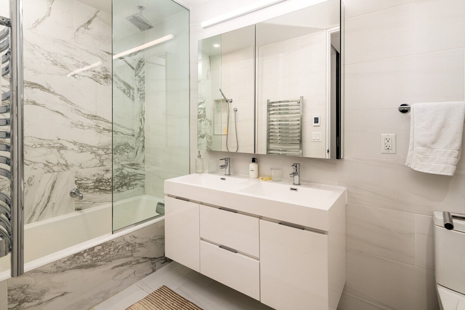 Building Photo - 135 W 27th St