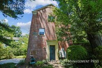 Building Photo - 1600 Preston Rd