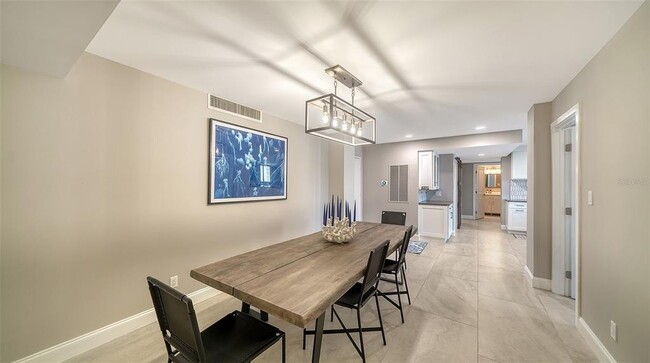 Building Photo - 4822 Ocean Blvd