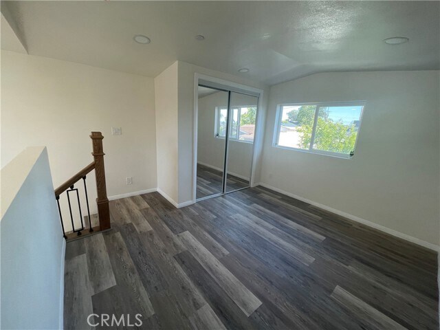 Building Photo - 239 Myrtlewood Dr